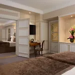 Hotel Majestic - Champs Elysées 5*