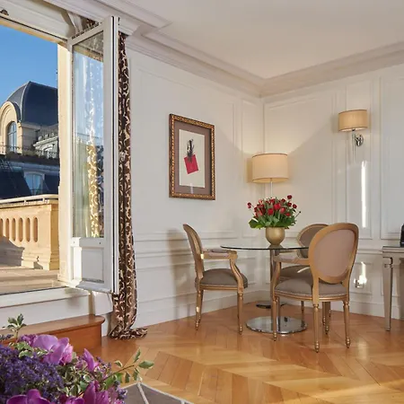 Hotel Majestic - Champs Elysees 5*