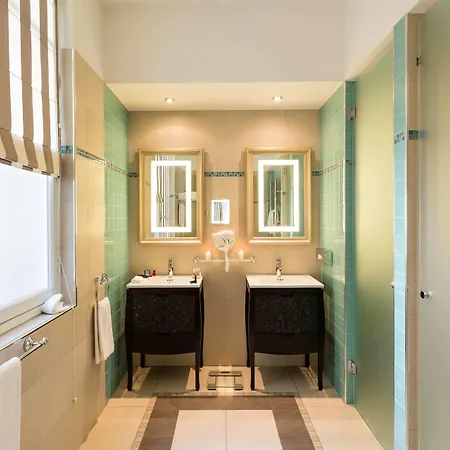 Hotel Majestic - Champs Elysées