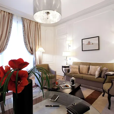Majestic - Champs Elysées Hotel
