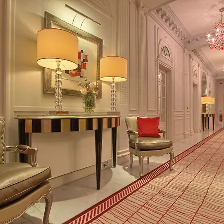 Hotel Majestic - Champs Elysées 5*