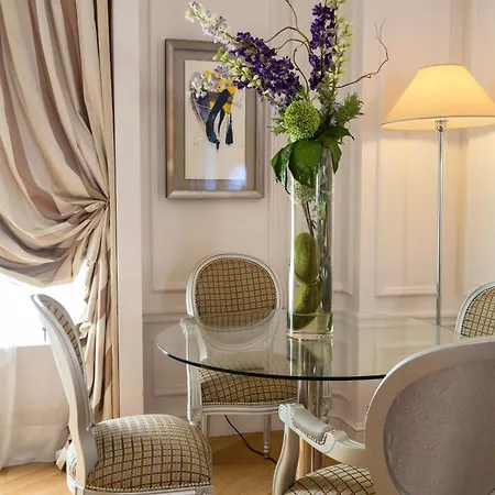 Majestic - Champs Elysees מלון