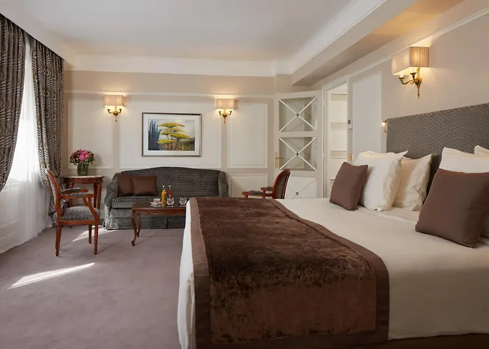 Majestic - Champs Elysees Otel Paris