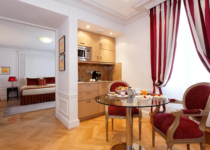 Otel Majestic - Champs Elysees 5*