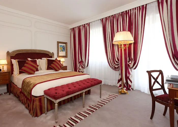 Majestic - Champs Elysees Otel Paris