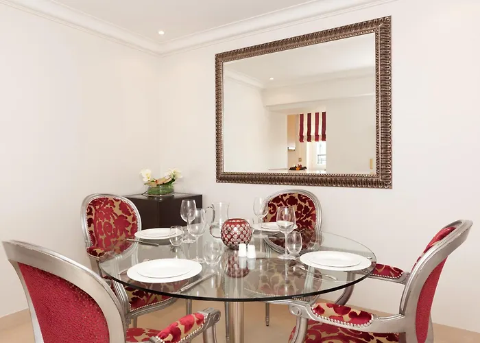 Majestic - Champs Elysees Otel Paris
